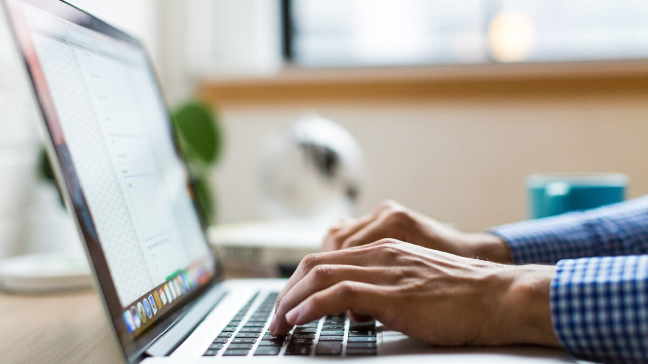 Unsichtbare PC-Überwachung und Leistungsbewertung: Wie Überwachung zur fairen Beurteilung beiträgt